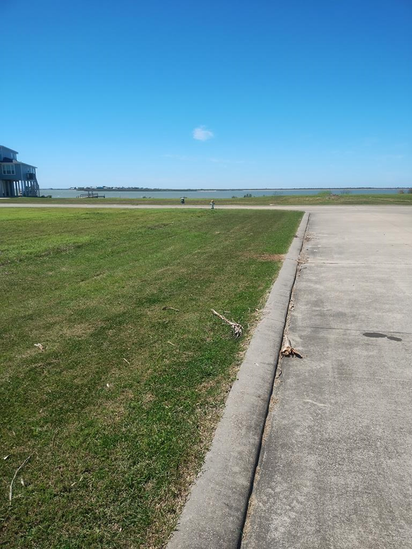 679 Grand Oasis, Palacios, TX 77465