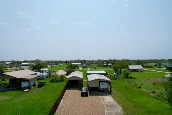 531 Burton St. Barn/Boat Stall Matagorda, Matagorda, TX 77457