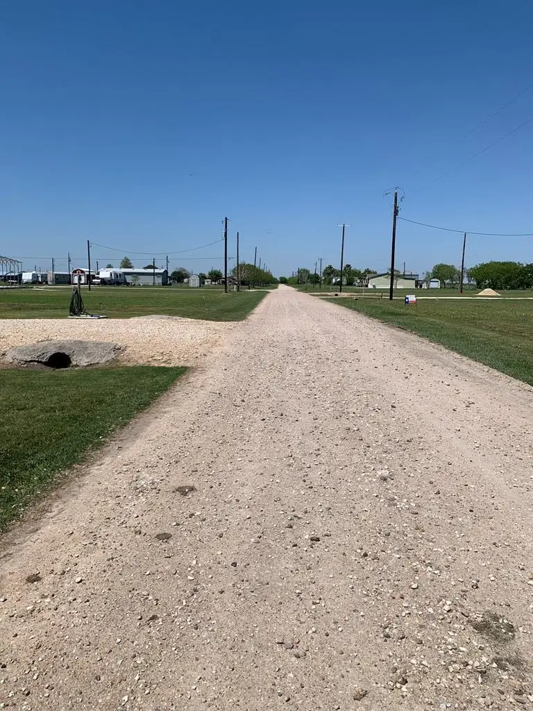 84 Seahorse Dr., Palacios, TX 77465 - #2