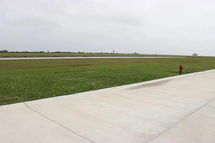 2924 Hammock Ct, Palacios, TX 77465 - #2