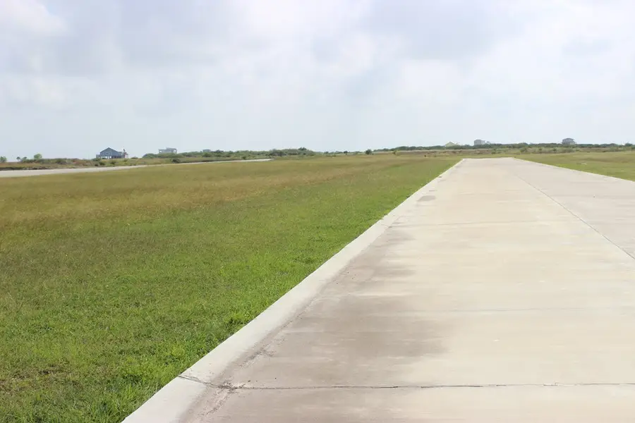 3016 Peninsula Point Dr, Palacios, TX 77465 - #3