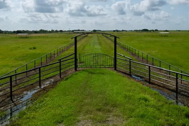 1901 FM1862, Blessing, TX 77419 - Image #1