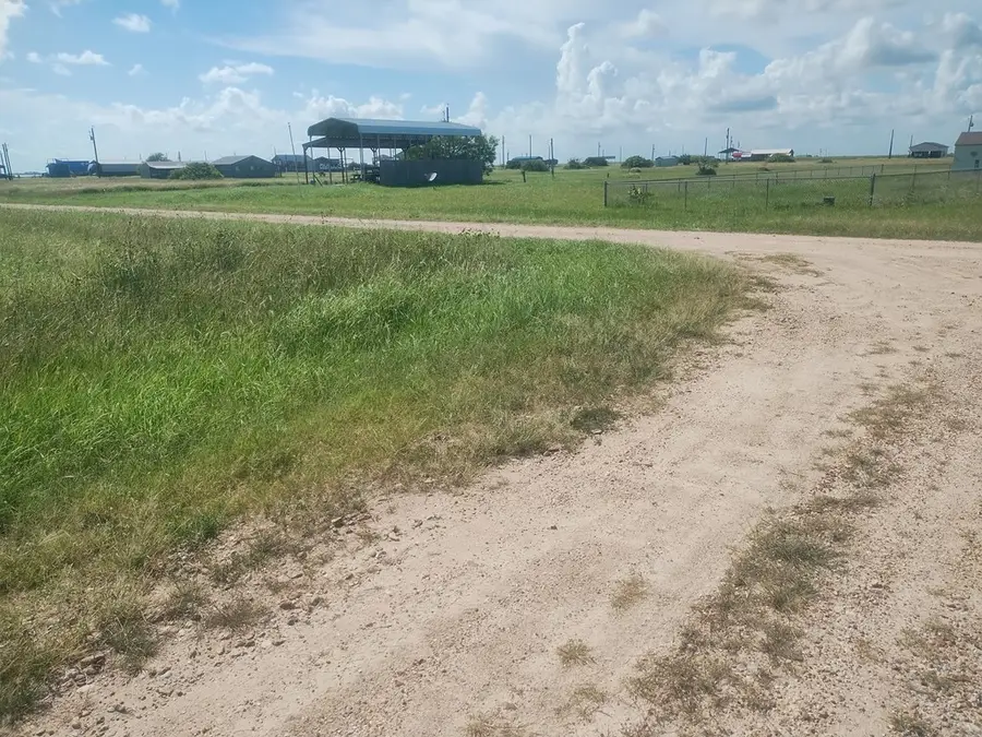 106 Salmon, Palacios, TX 77465 - #2