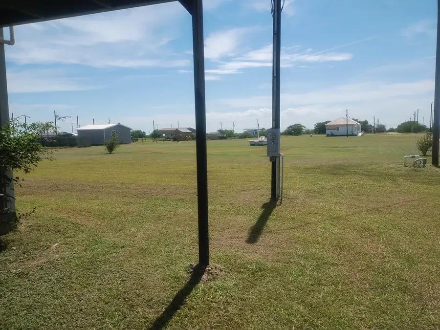 50 Angelfish, Palacios, TX 77465 - #3