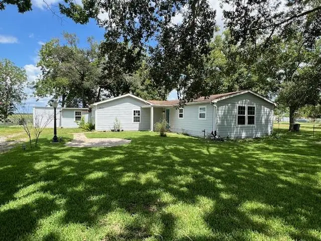 1621 Bayou Drive, Bay City, TX 77414 - #1