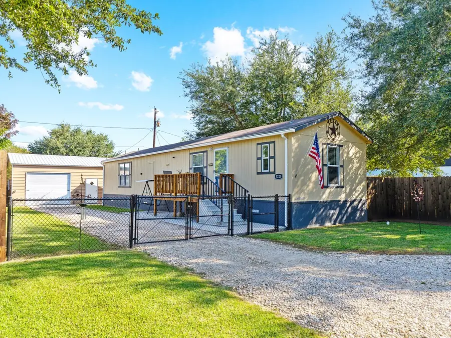3225 Bucks Bayou Rd, Bay City, TX 77414 - #2