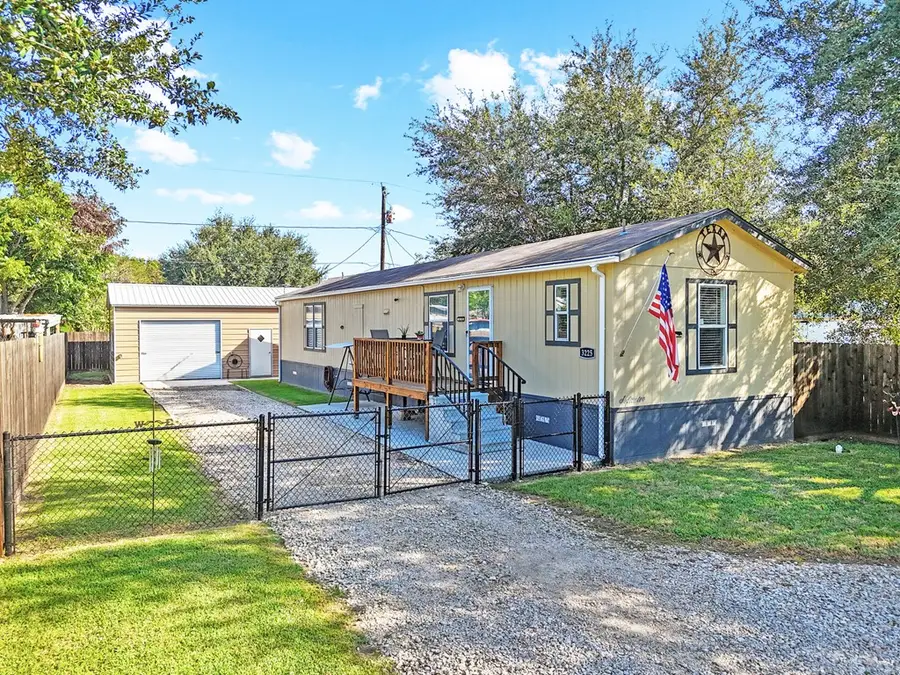 3225 Bucks Bayou Rd, Bay City, TX 77414 - #3