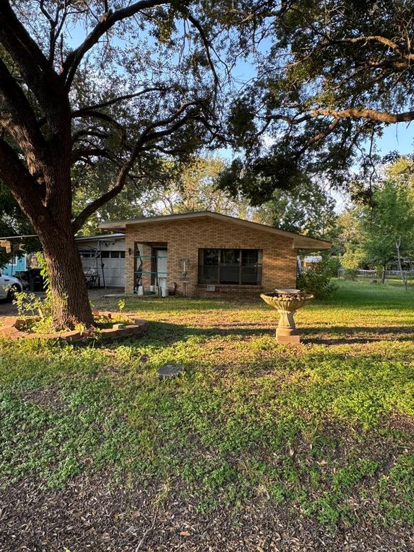212 Elizabeth, Palacios, TX 77465