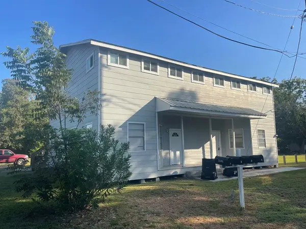 2101 Merlin, Bay City, TX 77414