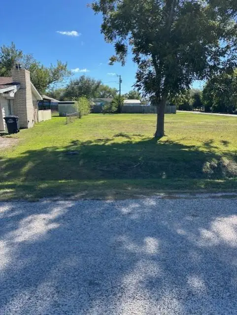 201 Beecher, Palacios, TX 77465 - #2