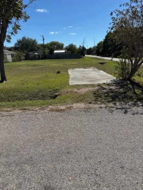 201 Beecher, Palacios, TX 77465 - #3