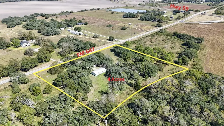 979 N FM 647 Road, Louise, TX 77455 - #2