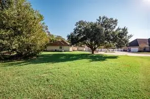 4 Stoneybrook Lane, Bay City, TX 77414 - #1