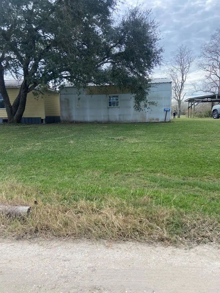 625 Lakeview Drive, Tidehaven, TX 77414 - #3