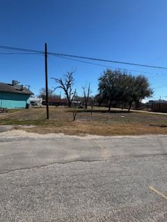 104 4th Street, Palacios, TX 77465