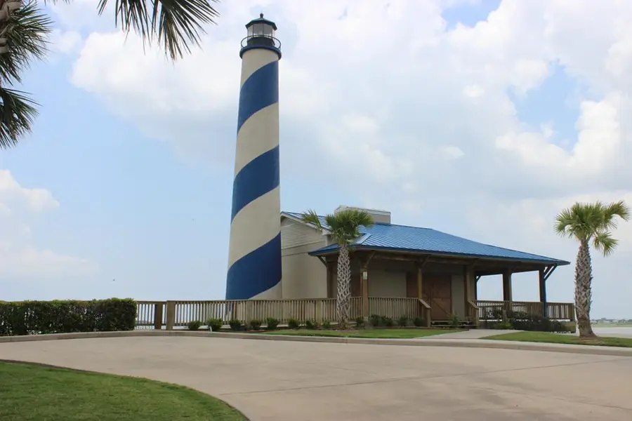 3029 Palacios Bay DR, Palacios, TX 77465 - #2