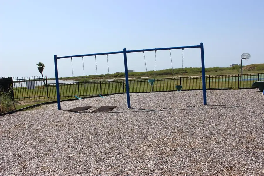 3029 Palacios Bay DR, Palacios, TX 77465 - #3