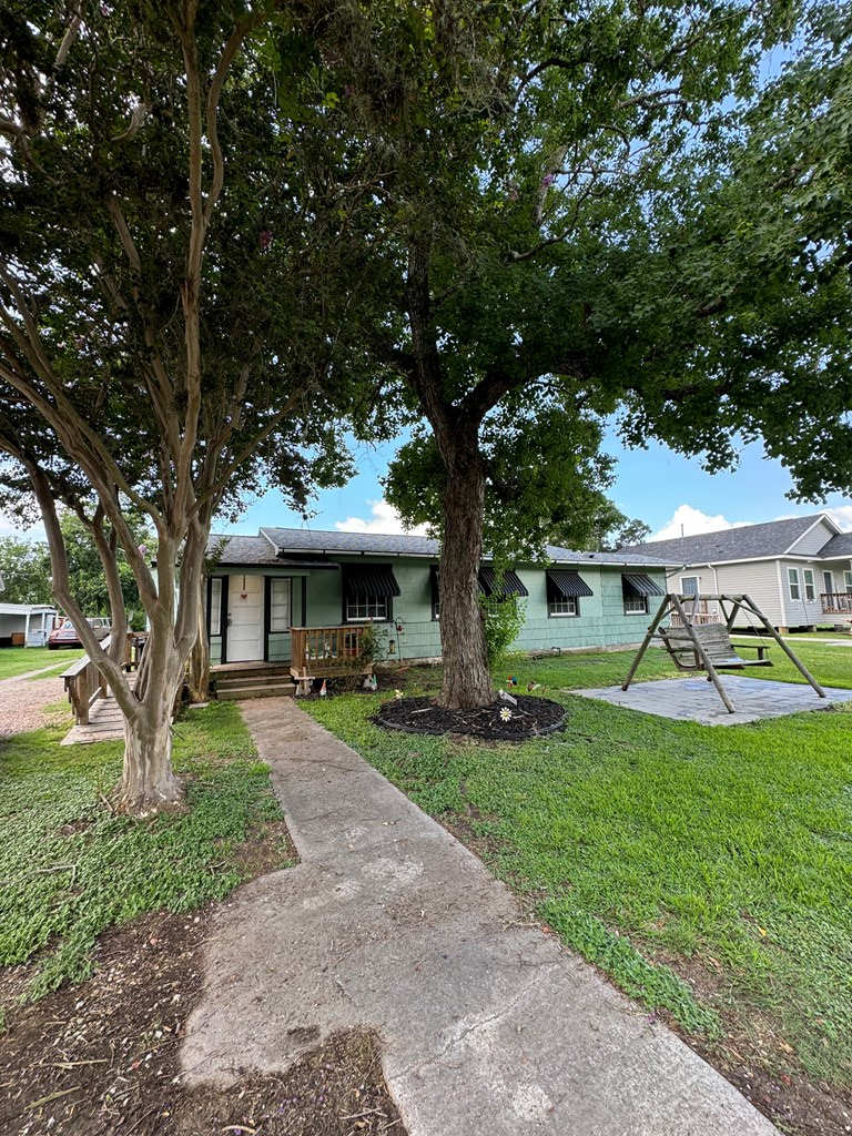 411 & 411 1/2 Humphrey Ave, Palacios, TX 77465 - #2