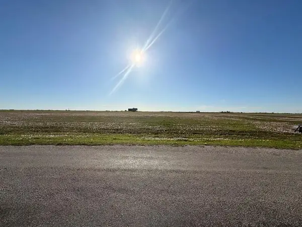 884 Bay Drive, Palacios, TX 77465