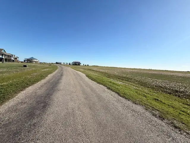 884 Bay Drive, Palacios, TX 77465 - #2