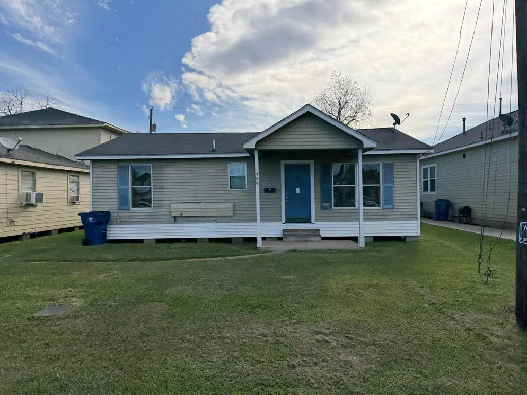 406 Snow Drive, West Columbia, TX 77486 - #1