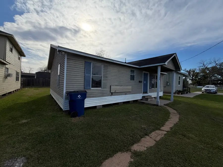 406 Snow Drive, West Columbia, TX 77486 - #3