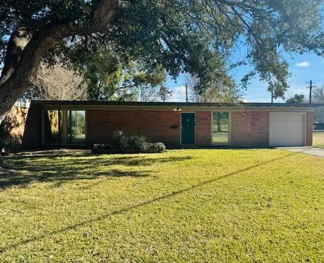 3500 Doris, Bay City, TX 77414 - #1