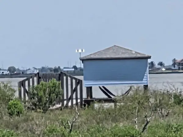 3430 Beachside BLVD, Palacios, TX 77465