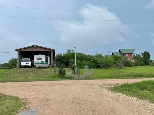 247 Porpoise, Palacios, TX 77465