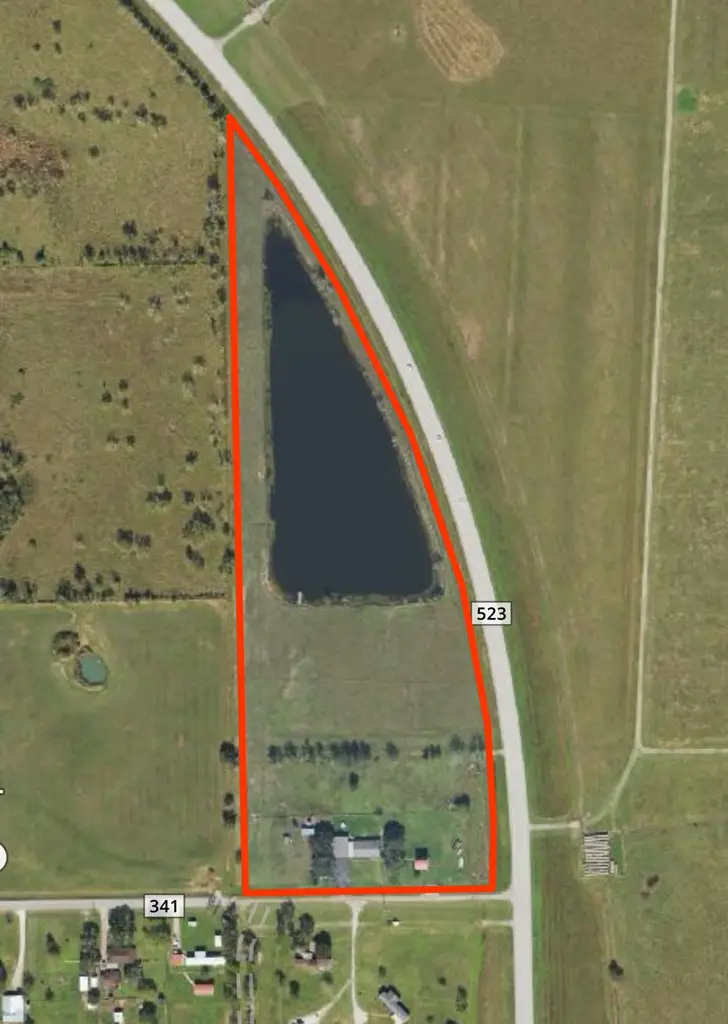 697 E Henderson Rd., Angleton, TX 77515 - #2