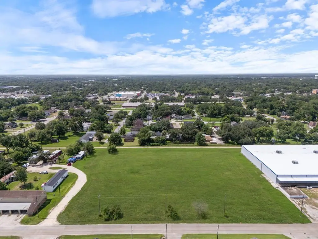 2600 12th Street, Bay City, TX 77414 - #1