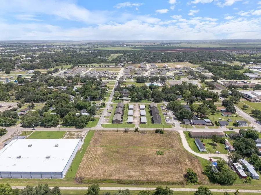 2600 12th Street, Bay City, TX 77414 - #2