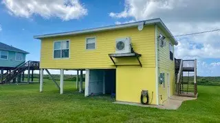 444 Beachfront Dr., Matagorda, TX 77457 - #3