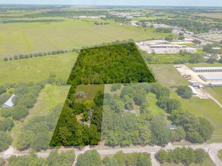 1301 Adams Rd, Bay City, TX 77414 - #2