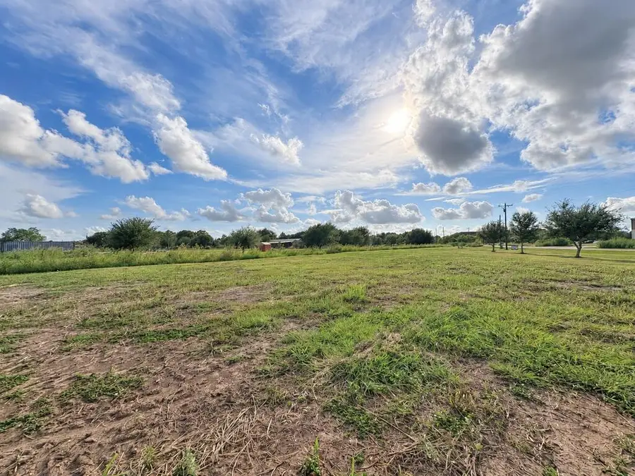 102 COUNTY ROAD, Bay City, TX 77414 - #2