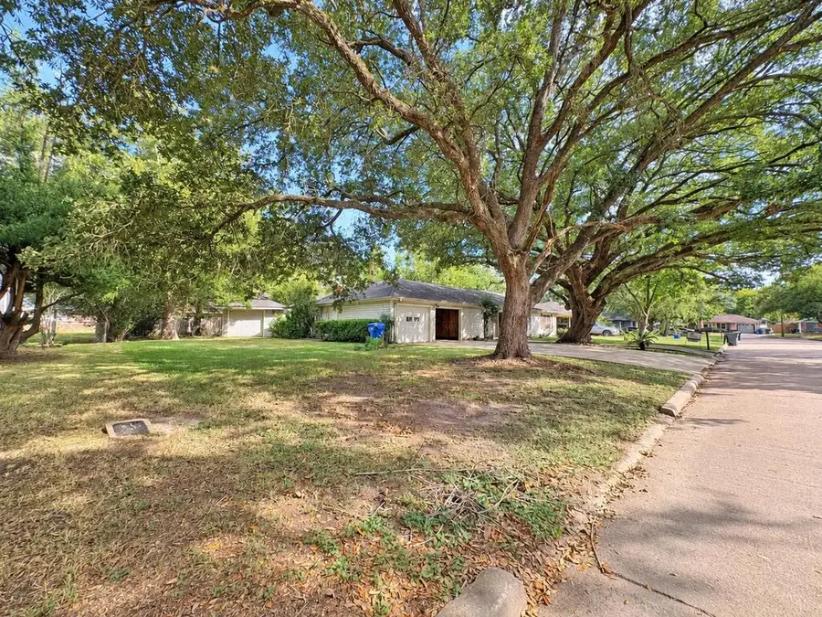 3413 Cherry Lane, Bay City, TX 77414 - #2