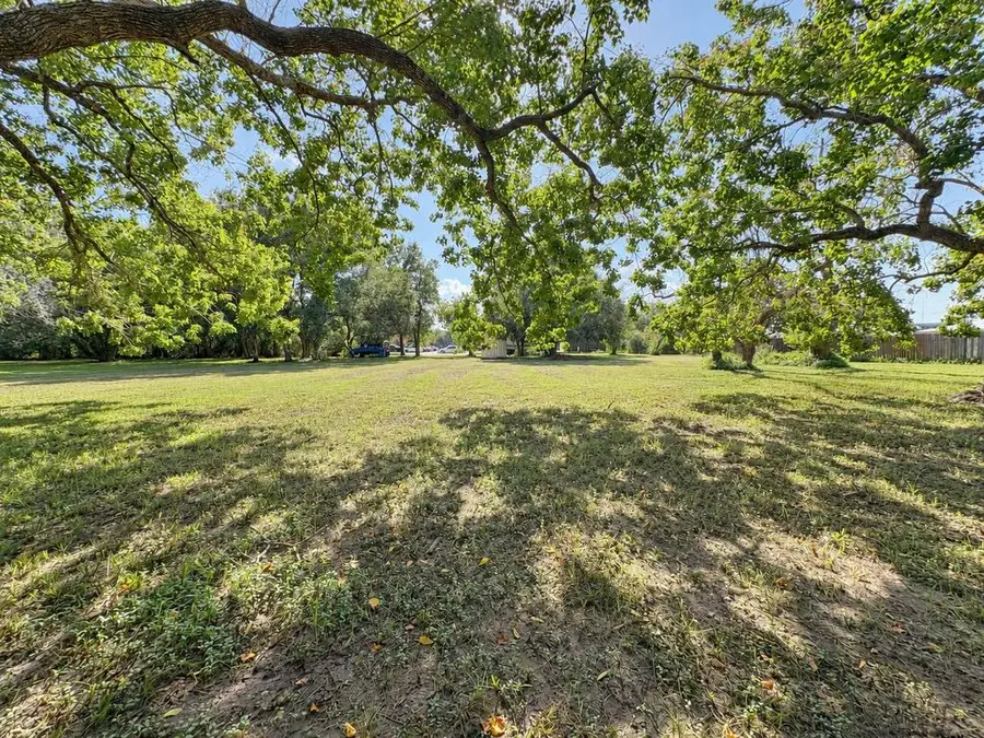 4407 Hiram Brandon Drive, Bay City, TX 77414 - #3