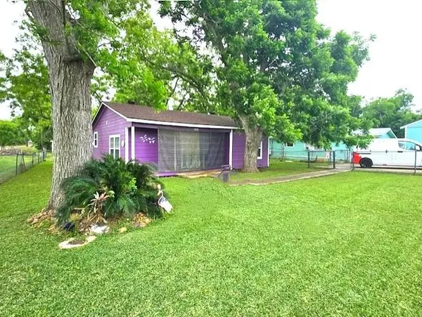 3621 Sir Gawain, Sargent, TX 77414