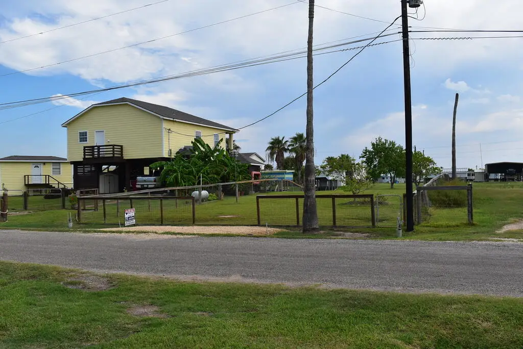 1197 CR 202 (Gulfview), Sargent, TX 77414 - #1