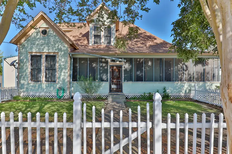 260 FISHER, Bay City, TX 77414 - Image #2