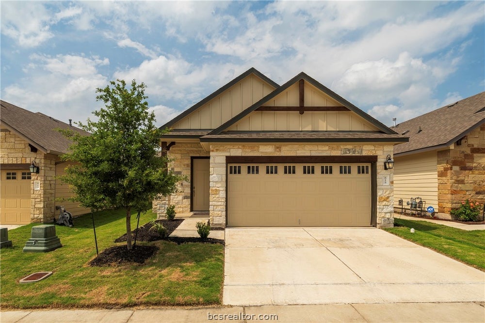 815 Mineral Wells Lane, College Station, TX 77845 BHGRE