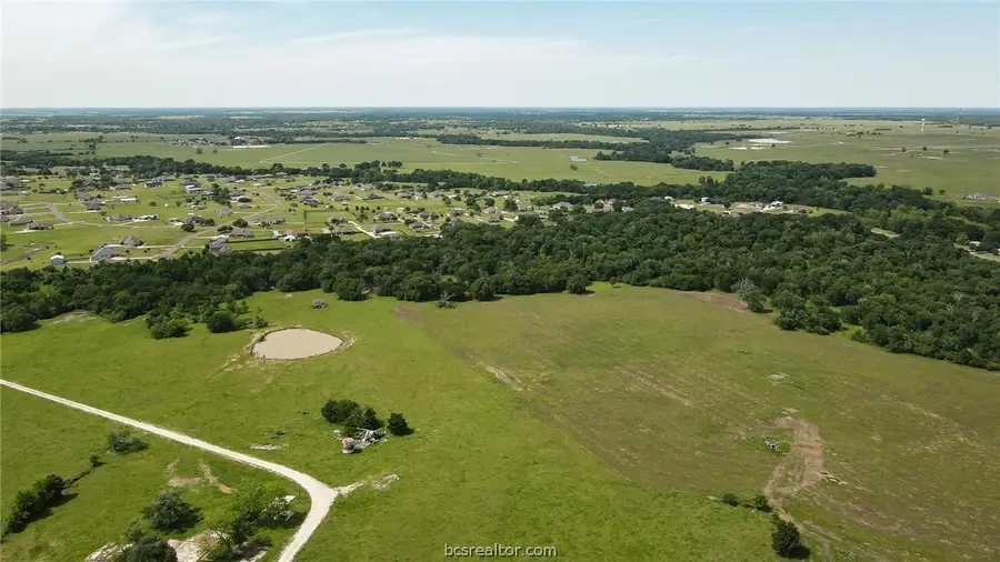 2588 Jolene Trail, Bryan, TX 77808-5168 - Image #3