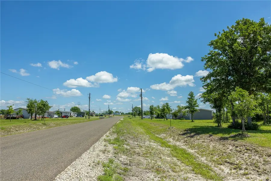 6774 Atakapan Trail, Bedias, TX 77831 - #3