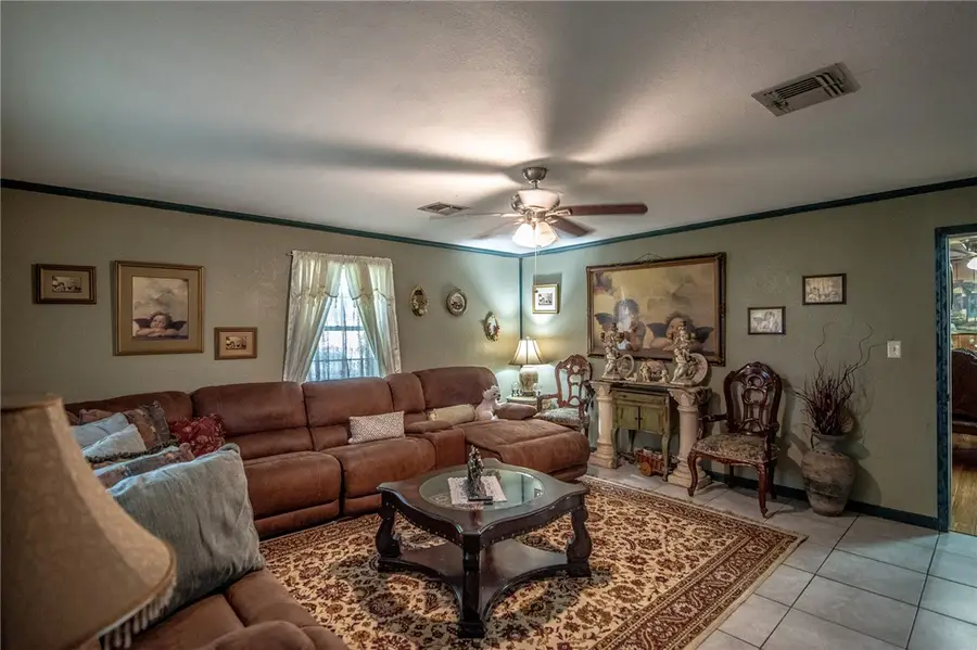 885 7th Street, Somerville, TX 77879 - Image #3