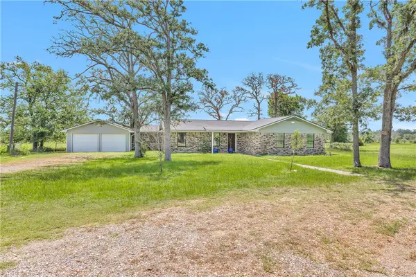 21356 N Highway 90 N, Bedias, TX 77831