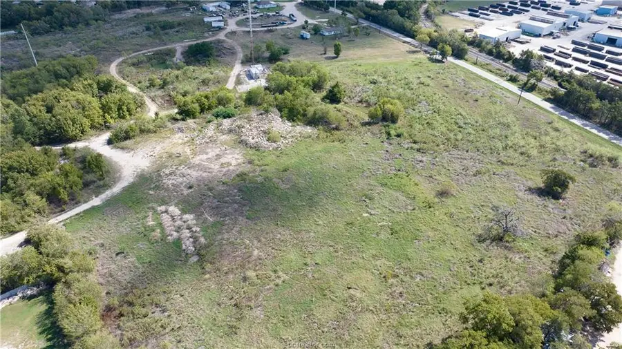 4242 W 28th Street, Bryan, TX 77803 - Image #3