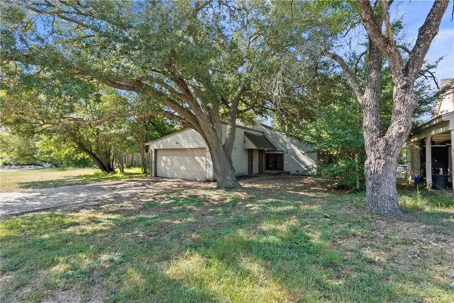 1818 Langford Street, College Station, TX 77840 - Image #2