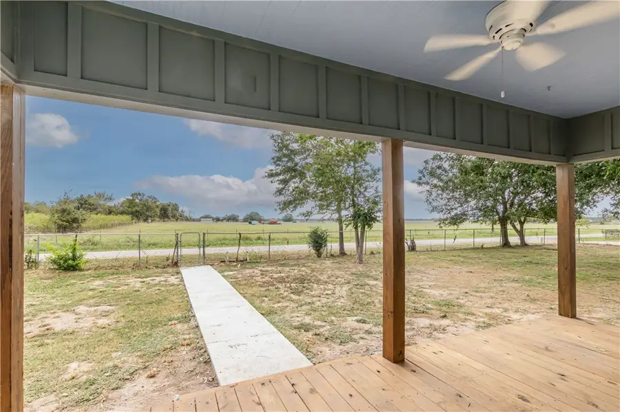 380 County Road 358, Gause, TX 77857 - Image #3