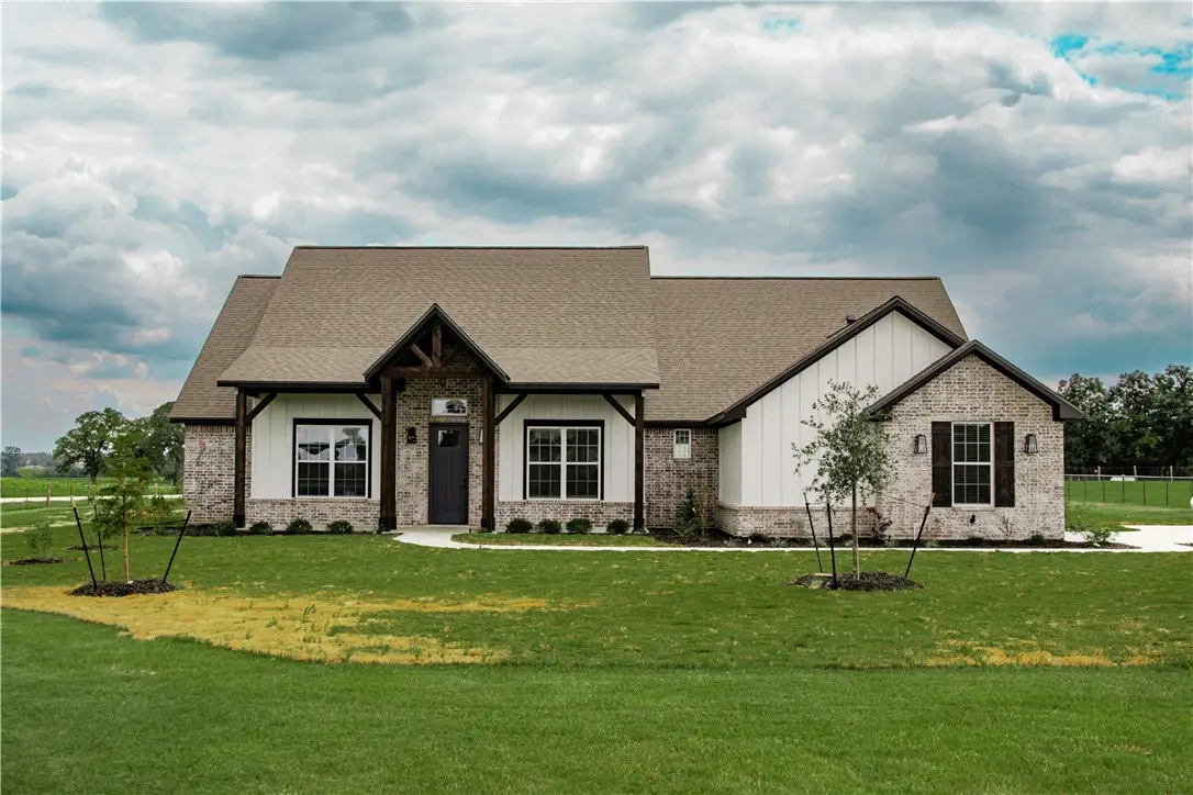 3201 Hunters Crossing Trail, Bryan, TX 77808 - #1