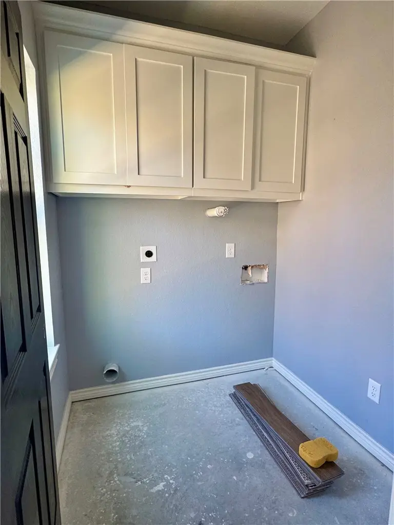 602 N Seventh Street, Navasota, TX 77868 - #3